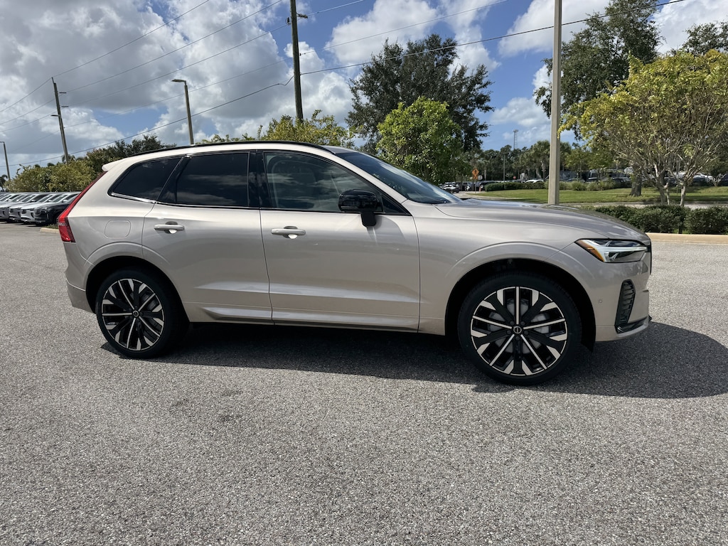 New 2026 Volvo XC60 B5 Ultra SUV