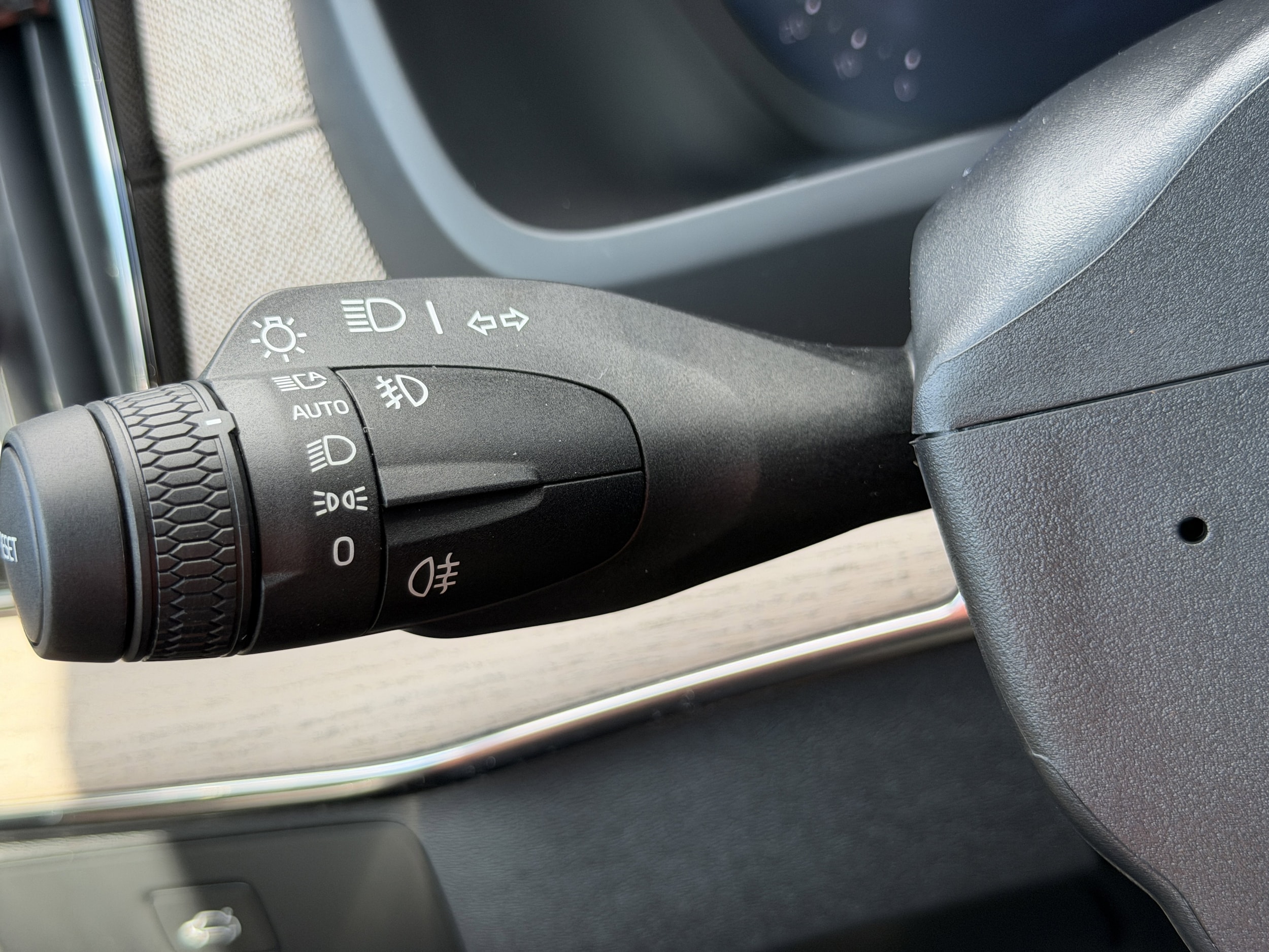 2026 Volvo XC90 Plus - Photo 22