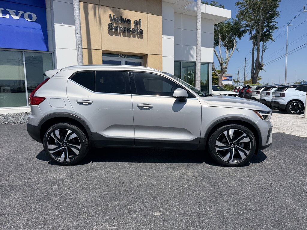 Certified 2023 Volvo XC40 B5 Plus Bright Theme SUV