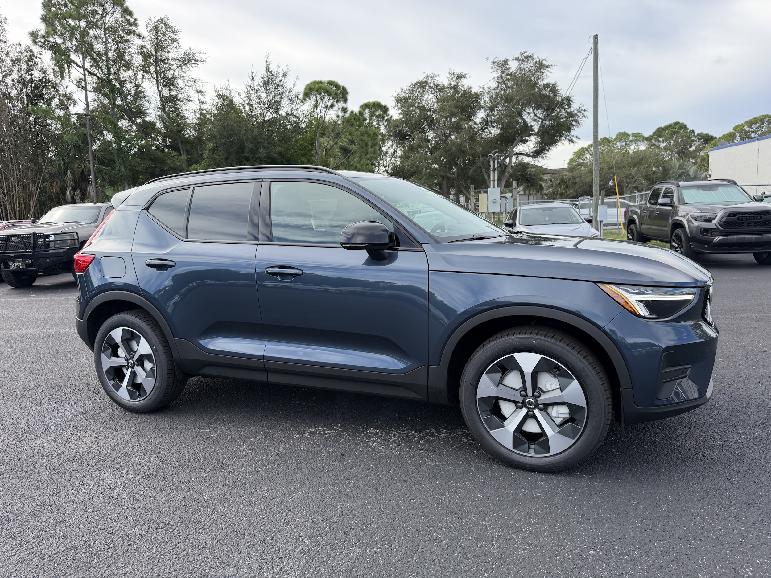 2026 Volvo XC40