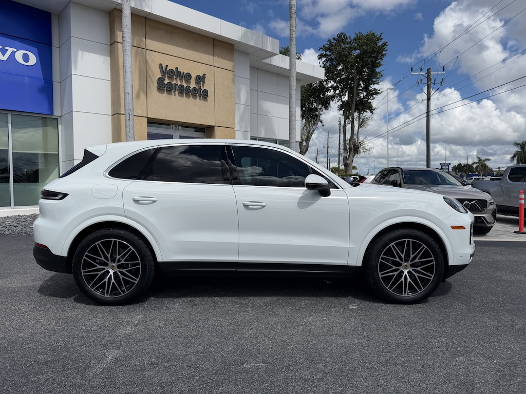 Used 2024 Porsche Cayenne SUV