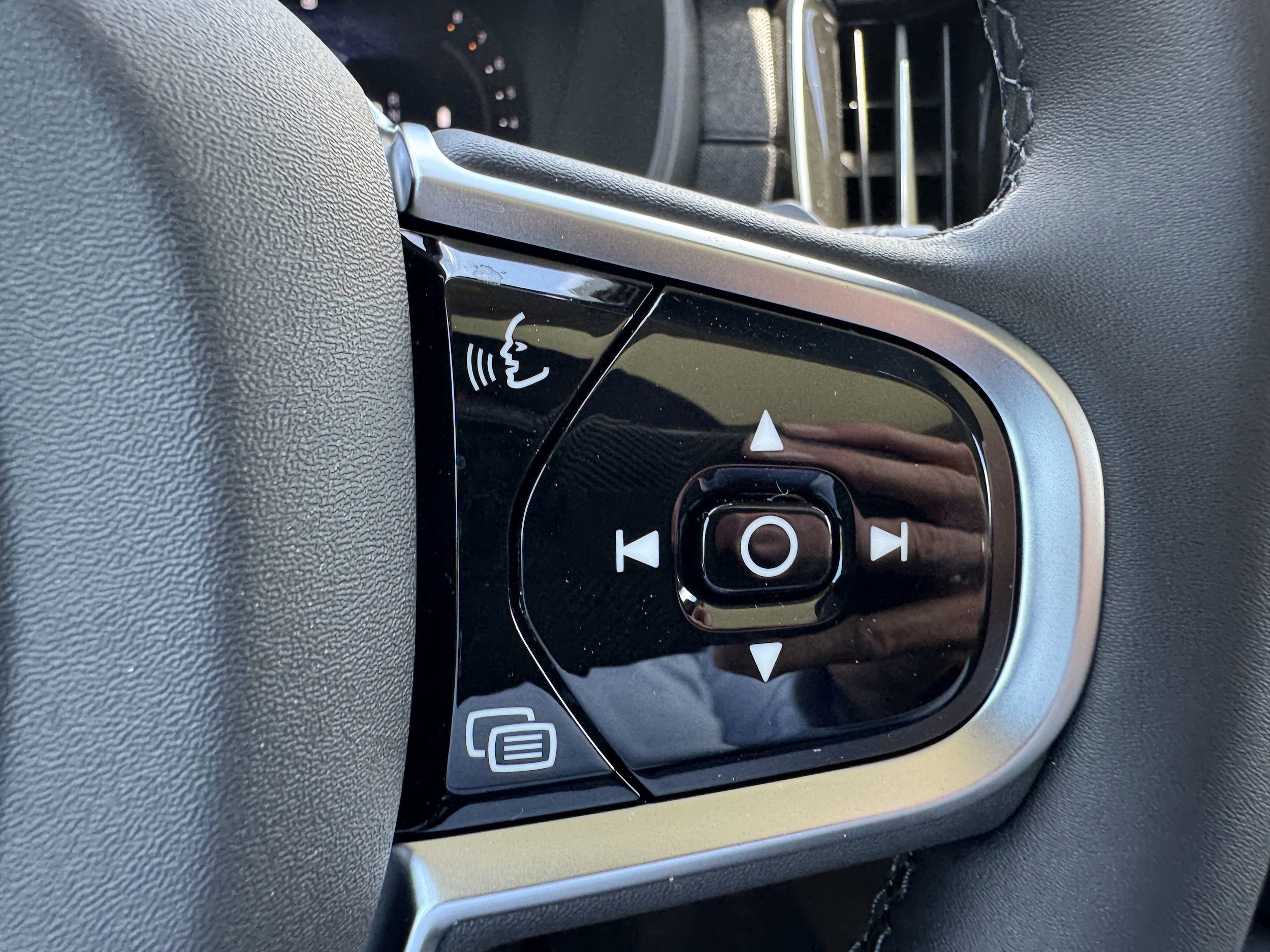 2026 Volvo XC90 Core - Photo 28