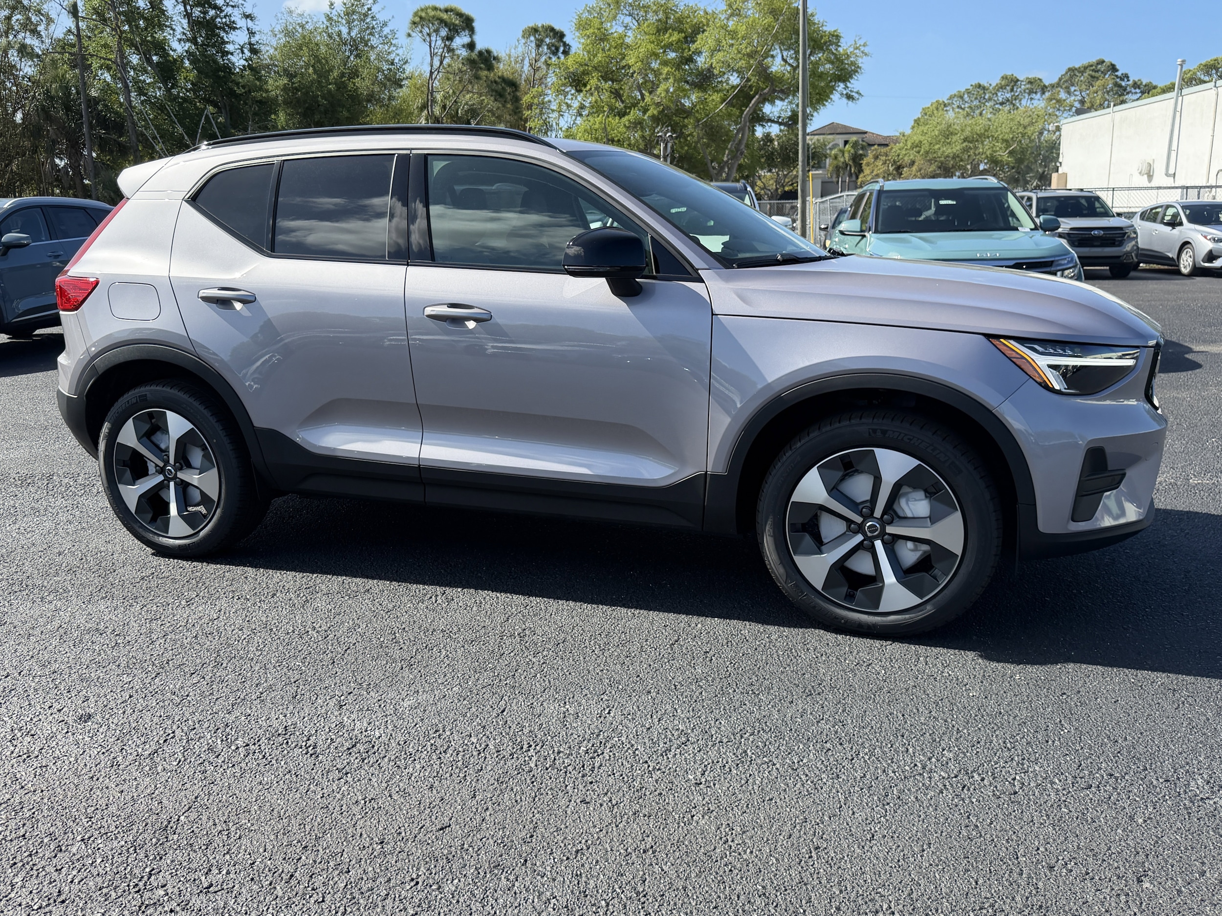2026 Volvo XC40