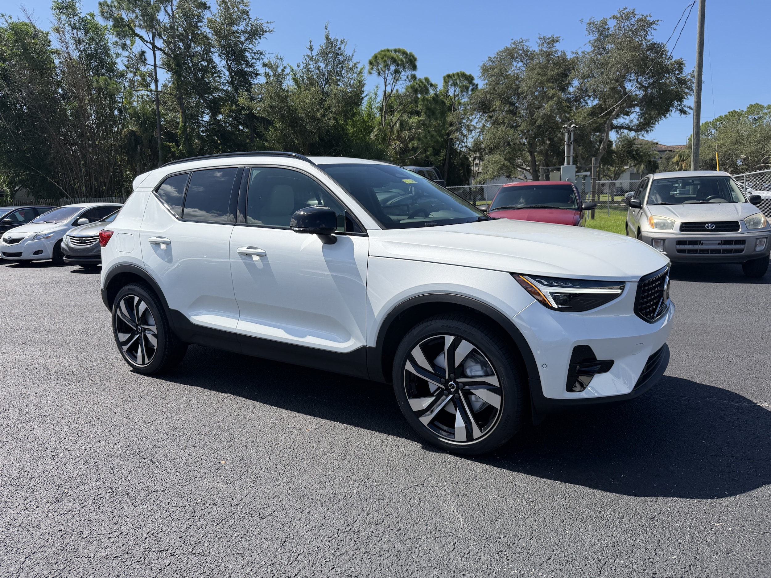 2026 Volvo XC40