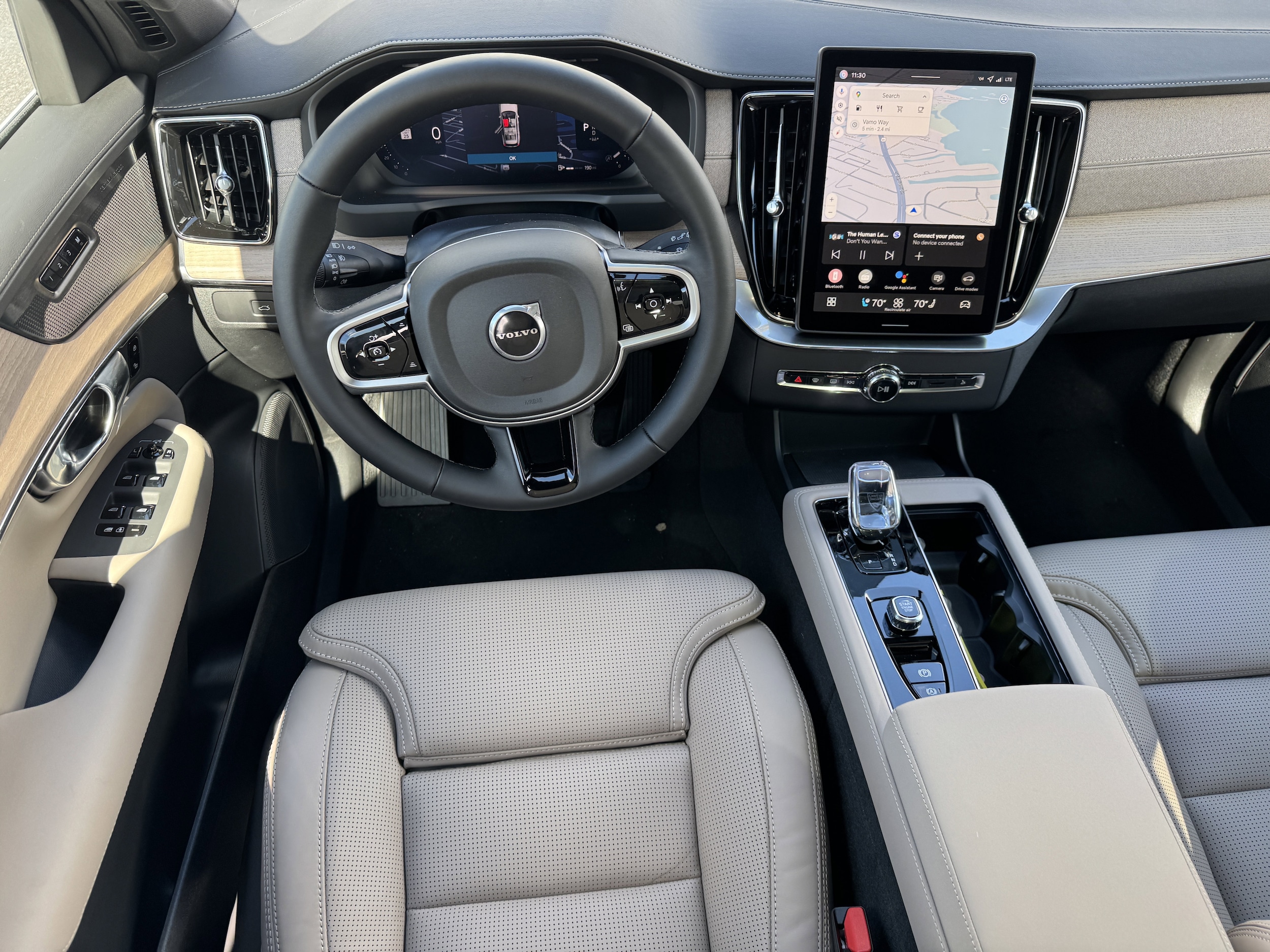 2026 Volvo XC90 Ultra - Photo 13
