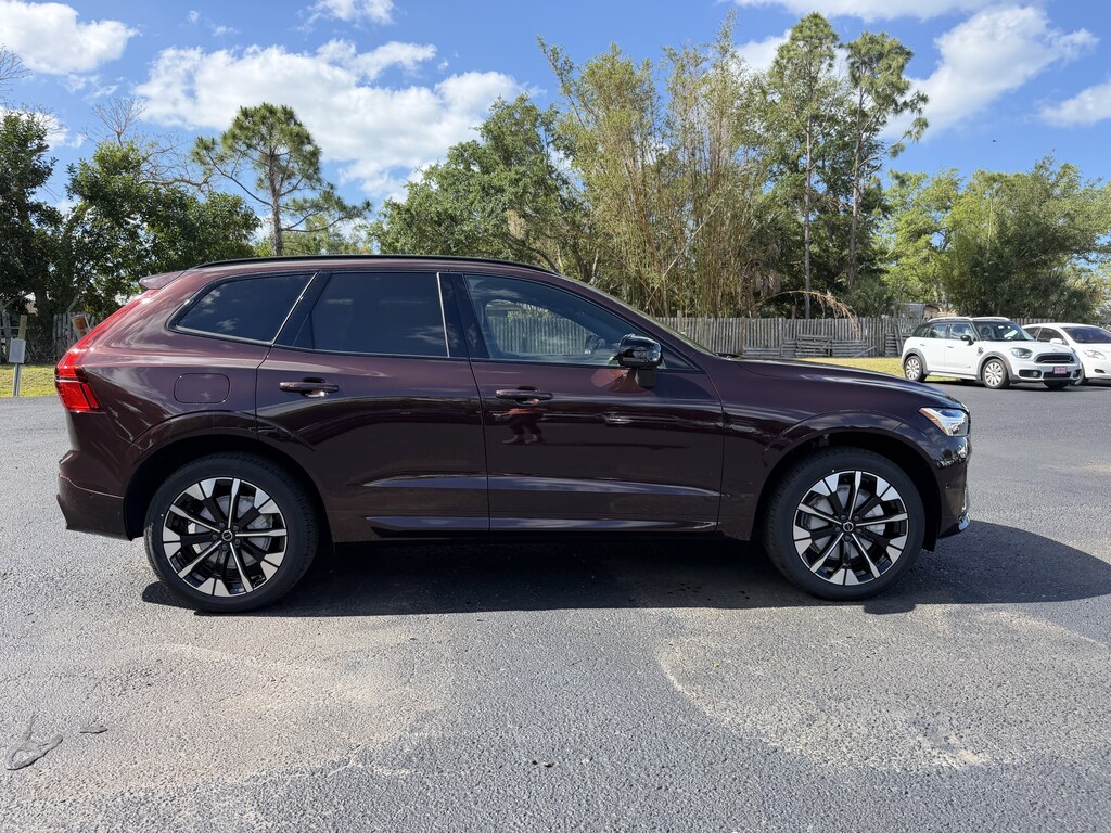 New 2026 Volvo XC60 B5 Plus SUV