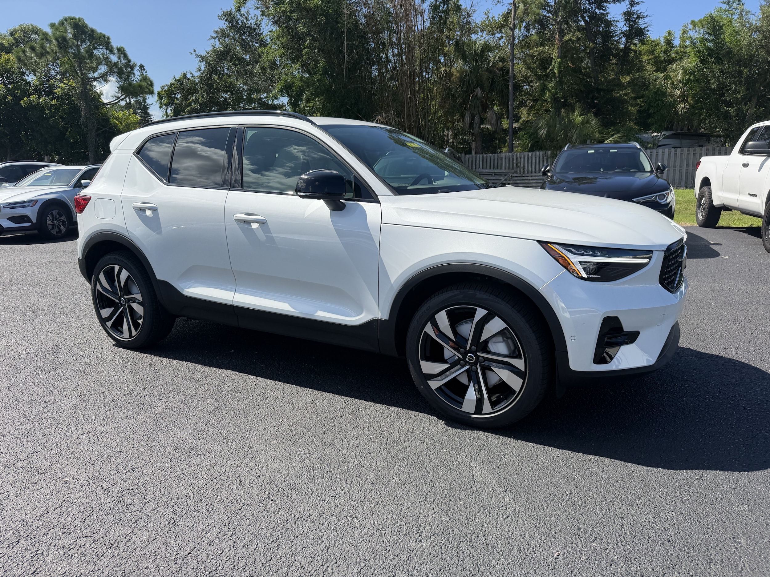 2026 Volvo XC40