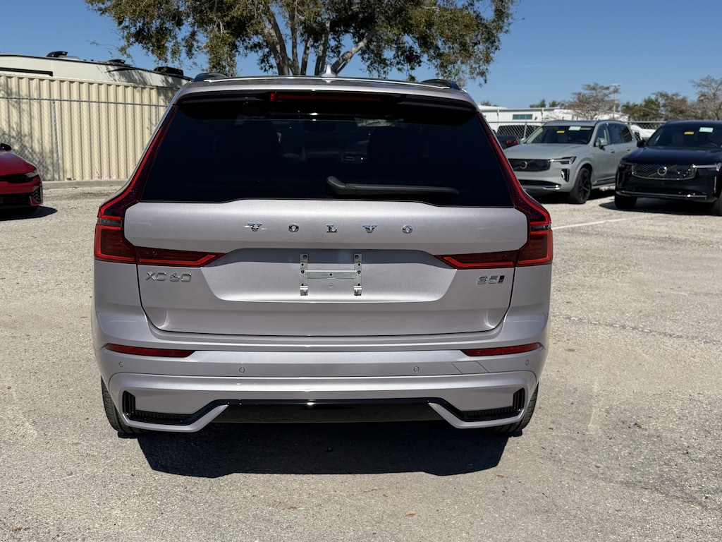 New 2026 Volvo XC60 B5 Plus SUV