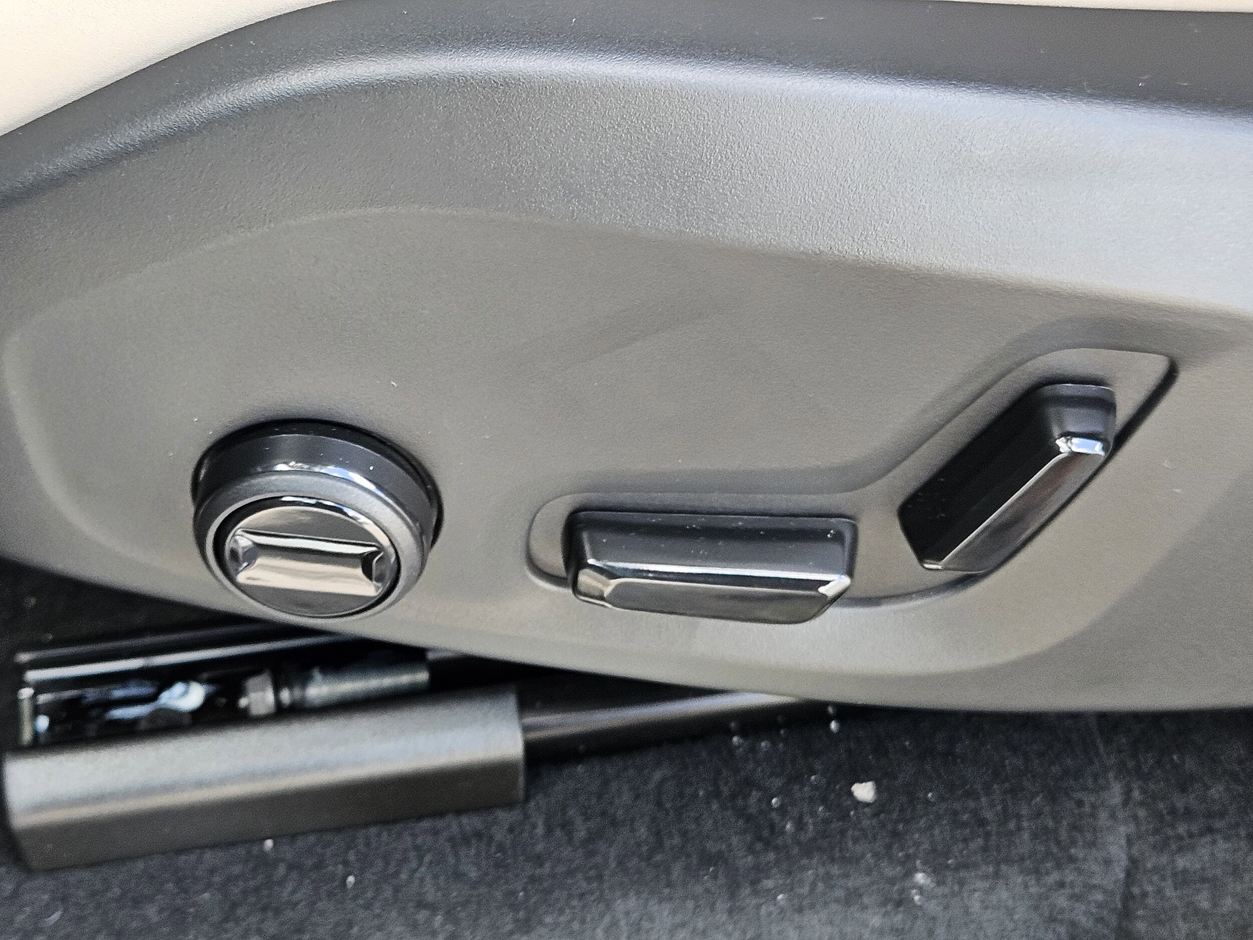 2026 Volvo XC90 Plus - Photo 24