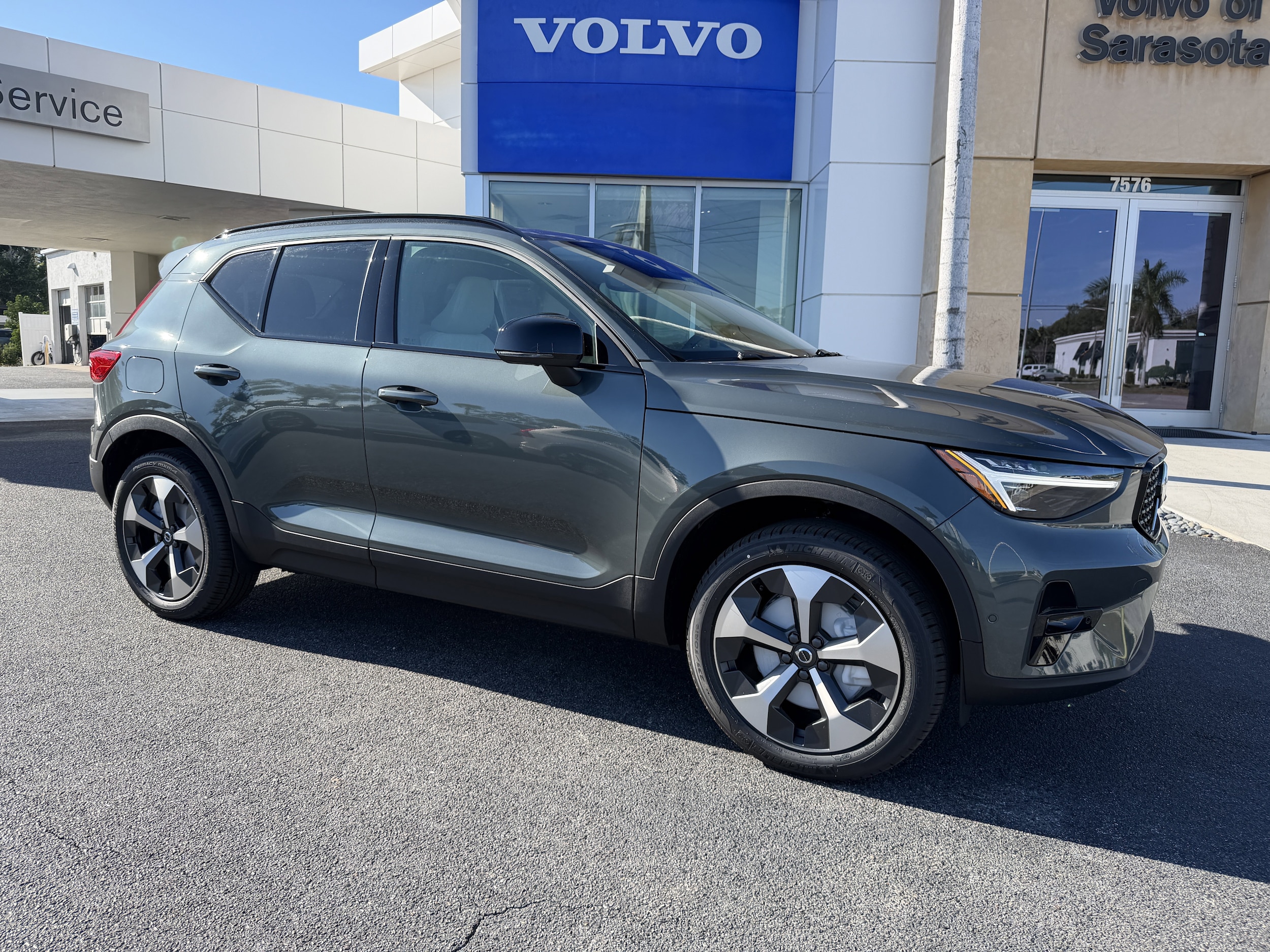 2026 Volvo XC40 Plus's photo