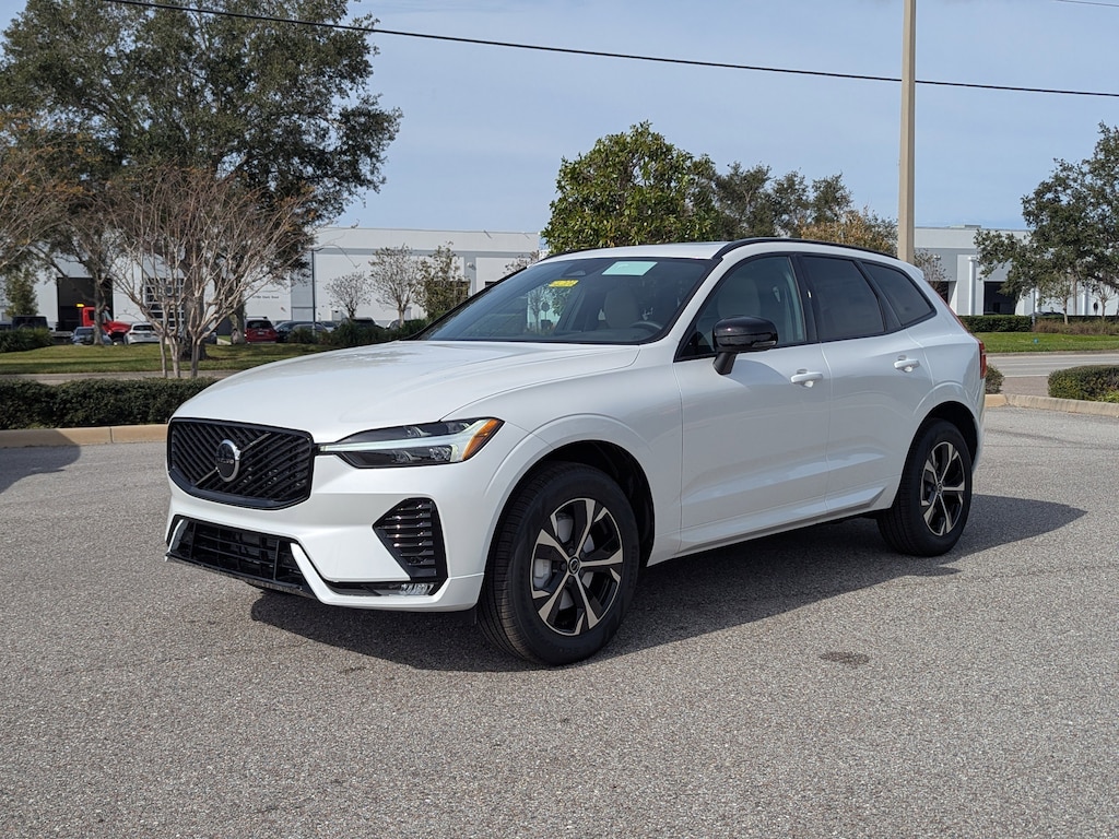 New 2026 Volvo XC60 B5 Core SUV