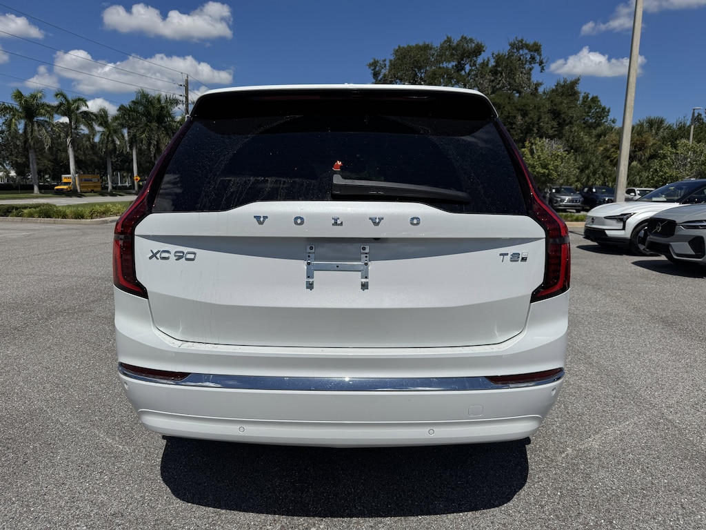 New 2026 Volvo XC90 plug-in hybrid T8 Plus 7-Seater SUV