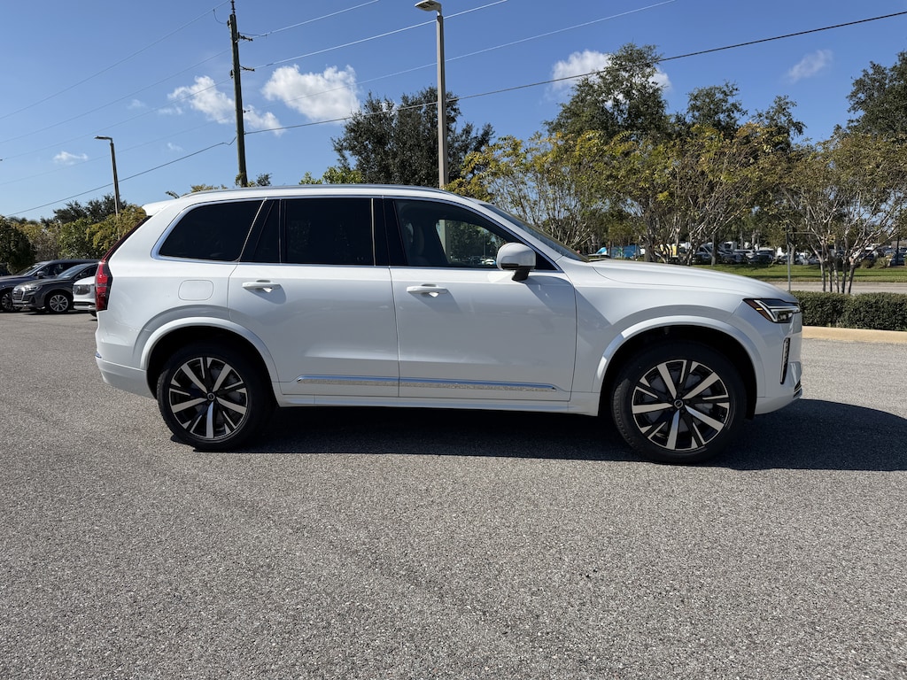 New 2026 Volvo XC90 B5 Core SUV