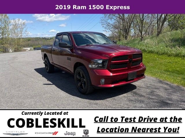 2019 RAM 1500 Classic Express 4x4 Quad Cab 6'4's photo