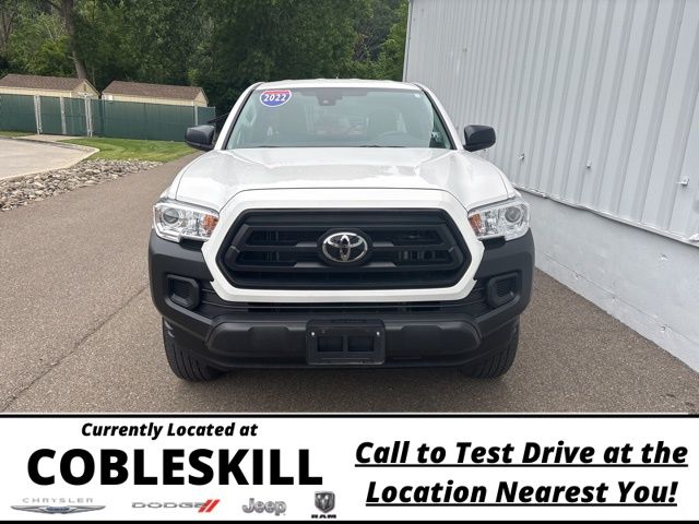 2022 Toyota Tacoma 4x4 Access Cab photo 2