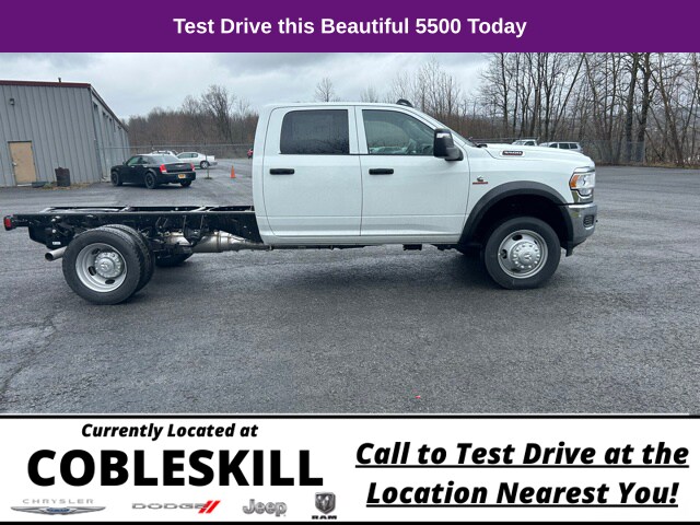 2024 Ram 5500 photo 3