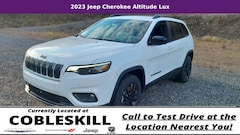 2023 Jeep Cherokee Altitude Lux SUV