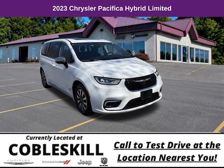 2023 Chrysler Pacifica Plug-In Hybrid Limited Van Passenger Van