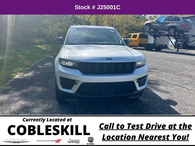 2025 Jeep Grand Cherokee Altitude X photo 2