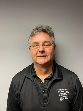 Staff member Paul France from ID_e32b299e0252