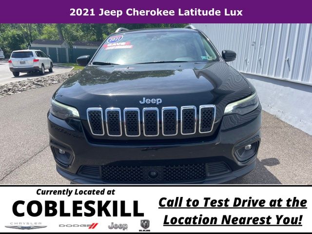 2021 Jeep Cherokee Latitude Lux photo 3