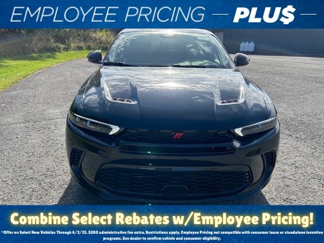 2024 Dodge Hornet R/T photo 2