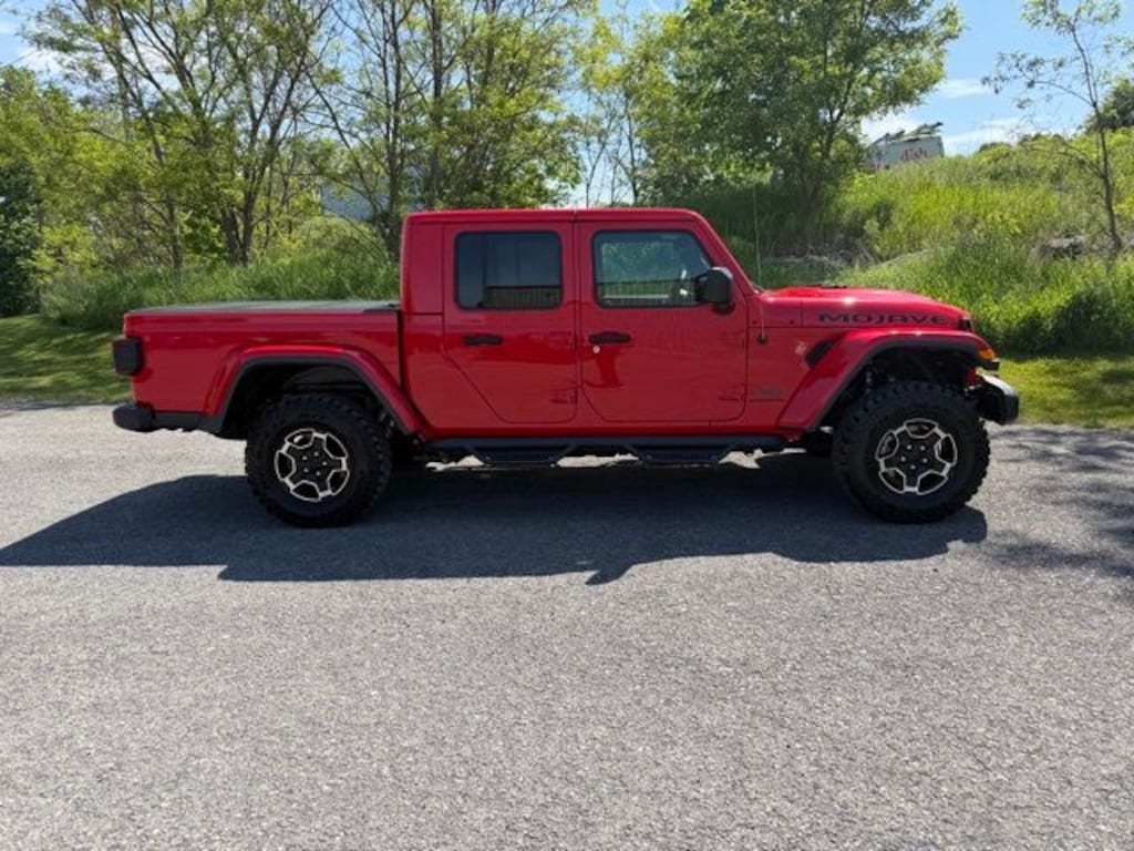 Used 2022 Jeep Gladiator Mojave Truck Crew Cab