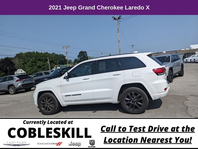 2021 Jeep Grand Cherokee Laredo X photo 3