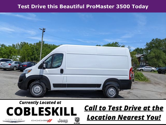 2025 Ram ProMaster 3500 Cargo Van photo 3