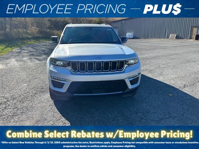 2024 Jeep Grand Cherokee 4xe Sport photo 2