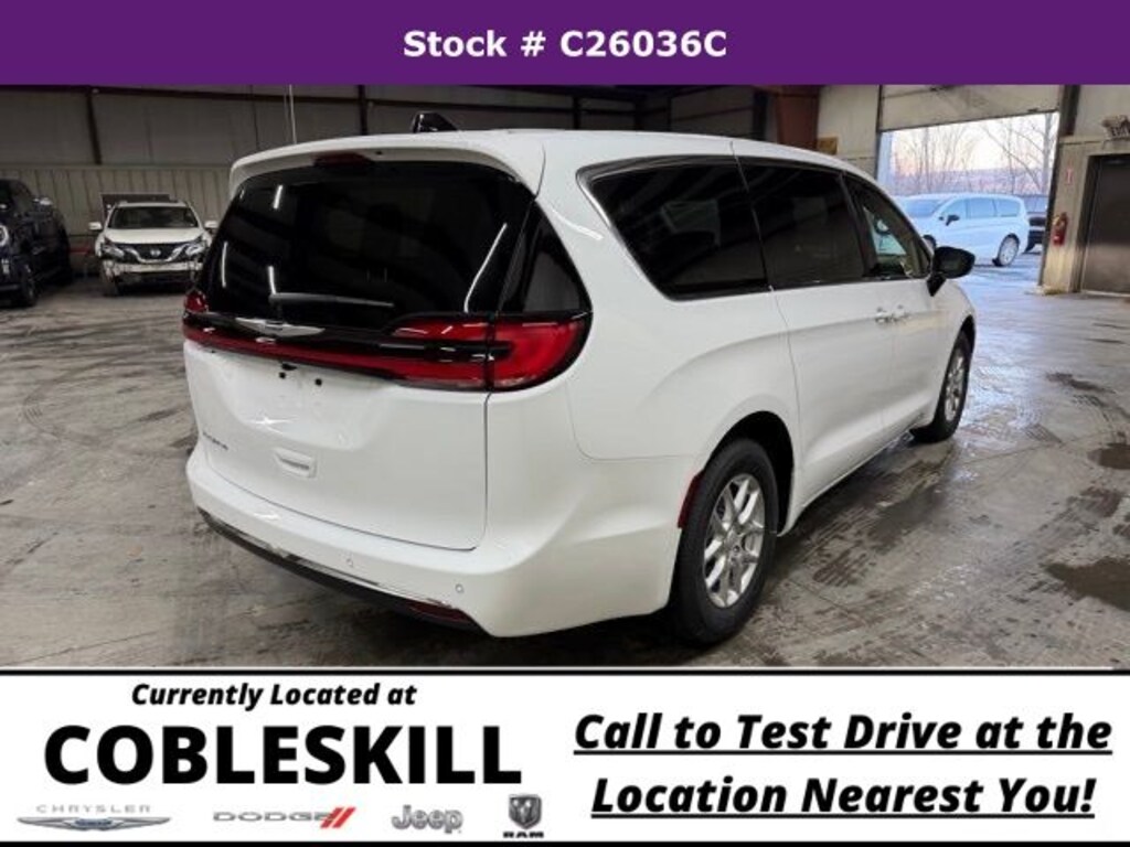 New 2026 Chrysler Pacifica Select Passenger Van