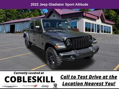2022 Jeep Gladiator Sport Truck Crew Cab