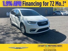 2026 Chrysler Pacifica Select Passenger Van