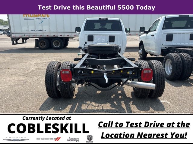2025 Ram 5500 Tradesman photo 2