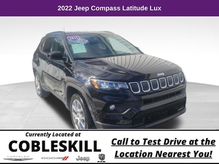 2022 Jeep Compass Latitude Lux SUV