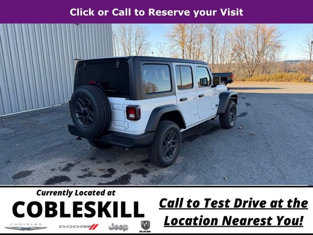 2026 Jeep Wrangler Sahara photo 4