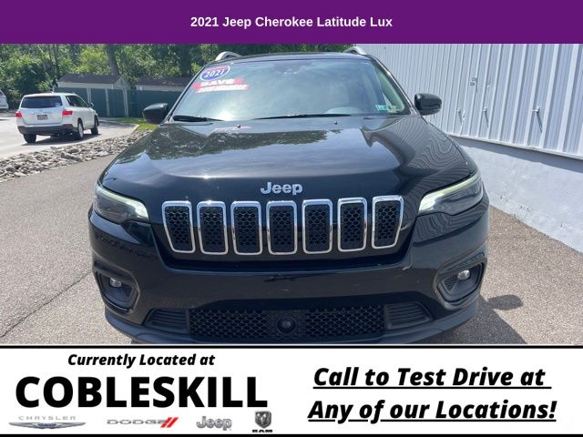 2021 Jeep Cherokee Latitude Lux photo 2