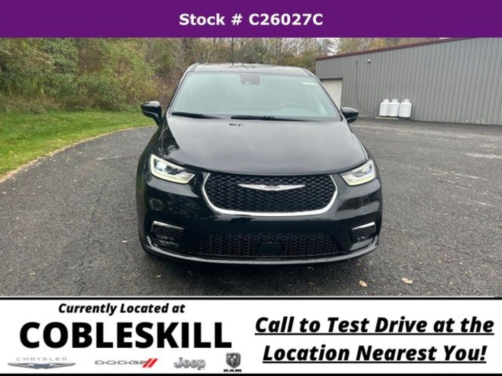 New 2026 Chrysler Pacifica Select Passenger Van