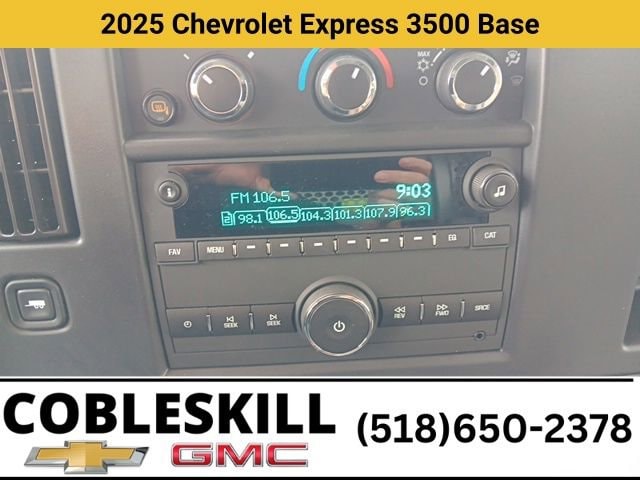2025 Chevrolet Express Cargo Work Van - Photo 14