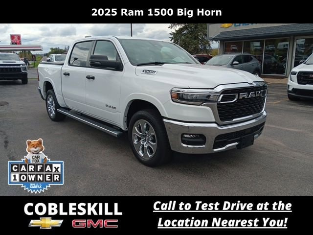 2025 RAM 1500 Big Horn/Lone Star 4x4 Crew Cab 5'7's photo
