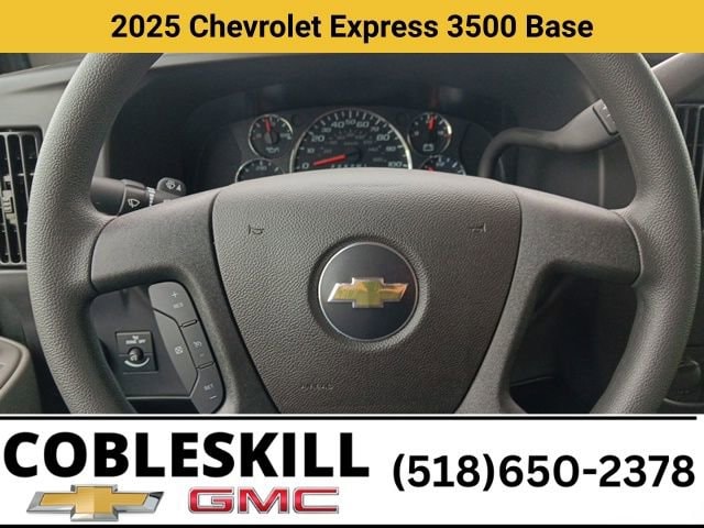 2025 Chevrolet Express Cargo Work Van - Photo 12