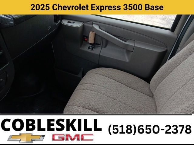 2025 Chevrolet Express Cargo Work Van - Photo 15