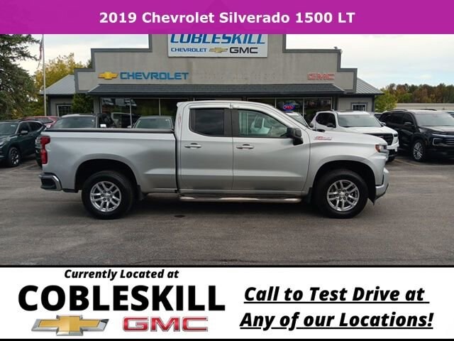 2019 Chevrolet Silverado 1500 LT photo 2