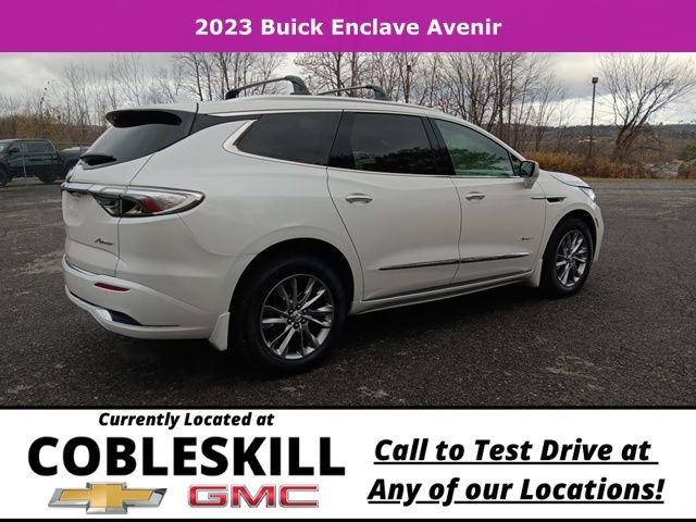 2023 Buick Enclave Avenir photo 3
