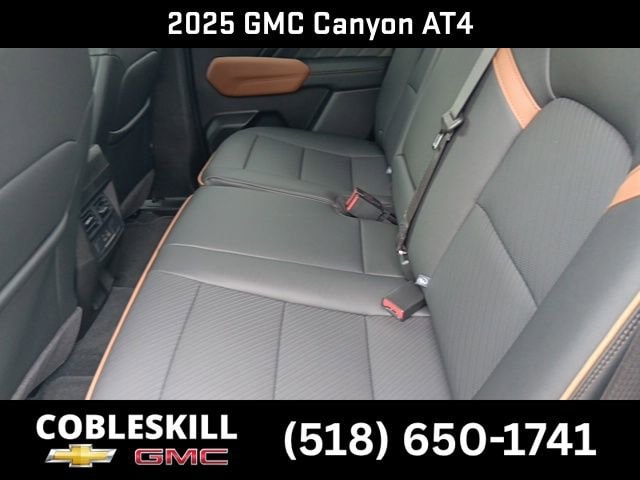 2025 GMC Canyon AT4 - Photo 10