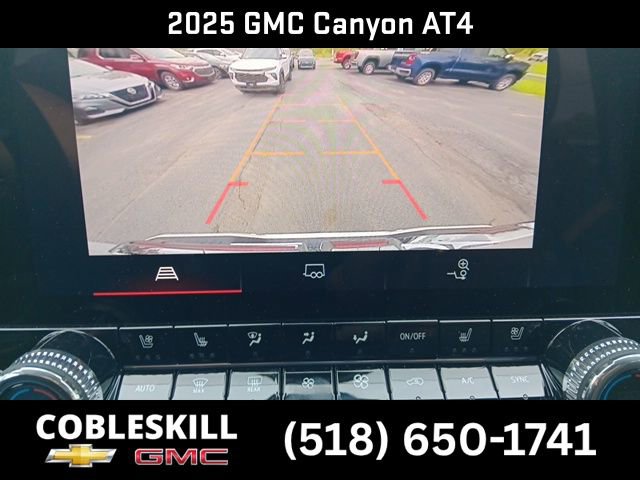 2025 GMC Canyon AT4 - Photo 17