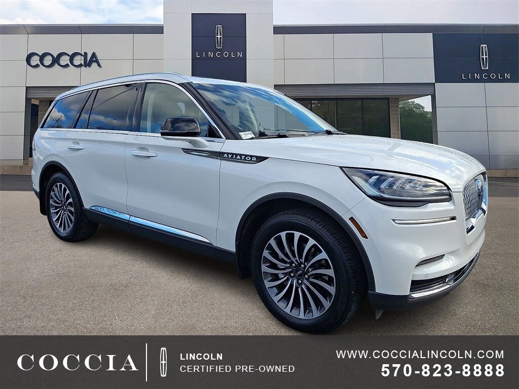 2023 Lincoln Aviator Standard photo 3