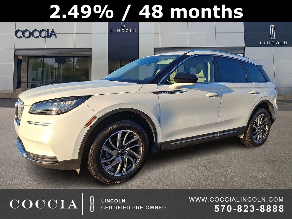 2022 Lincoln Corsair Base