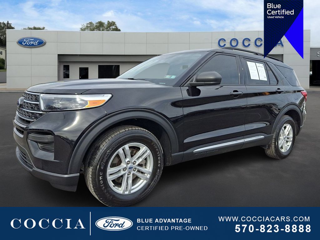 2023 Ford Explorer XLT 4WD's photo