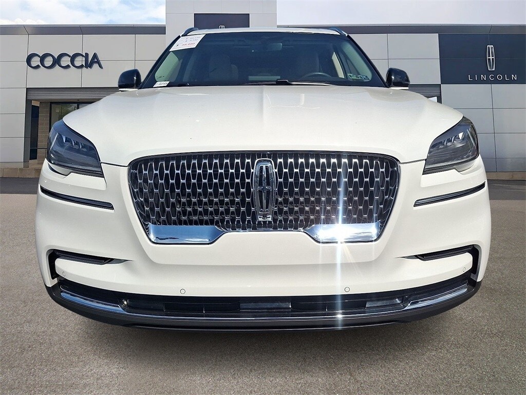 2024 Lincoln Aviator Reserve photo 2